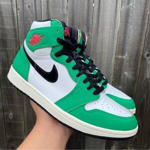 Nike air Jordan 1 Lucky Green Women size 9
